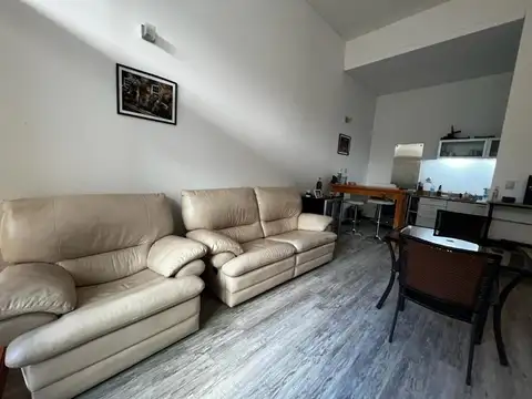 Montes De Oca 100 , Piso 1