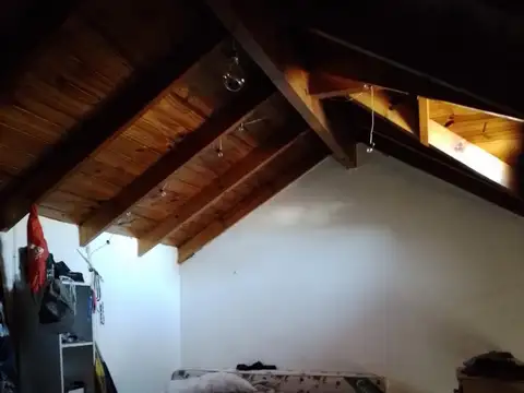 Casa en Alquiler con 1 cochera