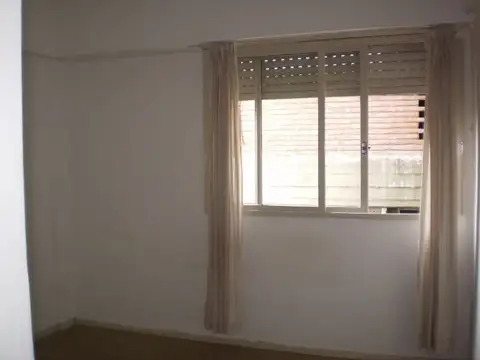 Departamento en Alquiler 2 Ambientes  Lavadero independiente