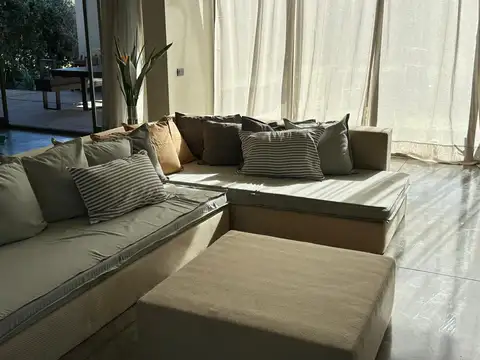 Casa 3 Dormitorios  en ALQUILER, Barrio Cerrado, Miraflores, Funes