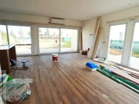 Depto Tipo Casa en Venta de 3 dormitorios