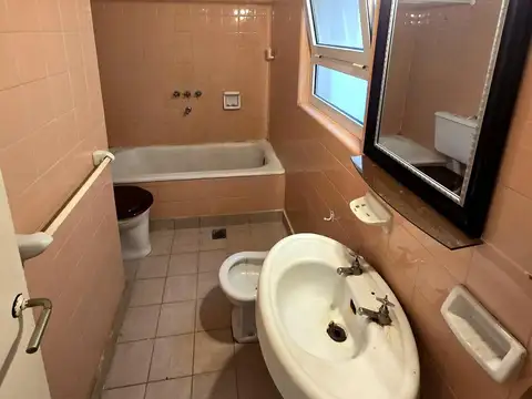 Departamento en Alquiler en Recoleta, $ 650.000