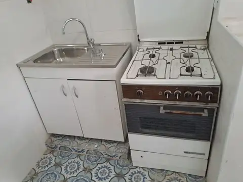 Depto Tipo Casa 2 ambientes con 1 baño
