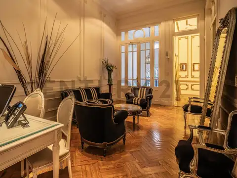 Residencia de Estilo Francés | 5 Plantas con Ascensor | Ideal Firmas de Alta Gama