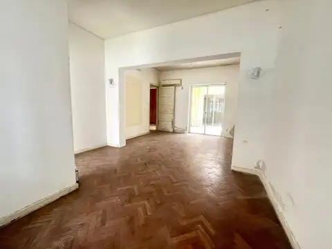 Local en Venta 72 años