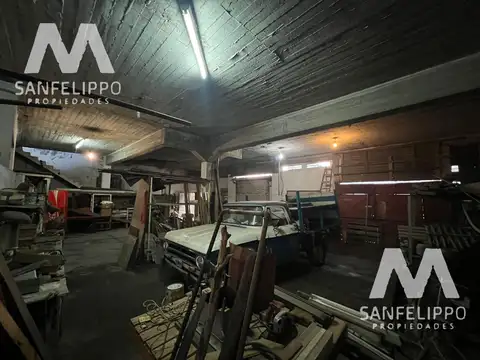 Local en Venta en Villa Dominico, USD 170.000