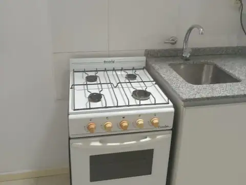 Suipacha 1100, Piso 1°