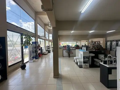 Local en Venta en Villa Rosa, USD 810.000
