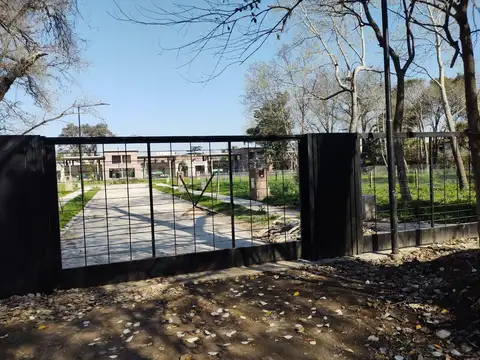 Terreno en Barrio Cerrado