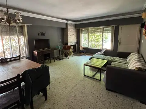 Excelente casa amplio lote 1040 m2 , Calle 7 esquina 22