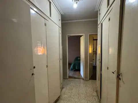 Casa 3 hab. amplio lote 1040 m2 , Calle 7 esquina 22