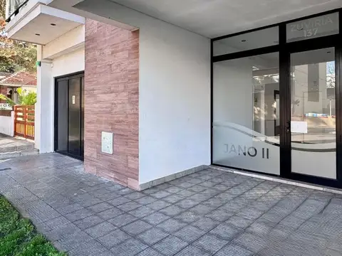 Zuviria 100, Piso 8