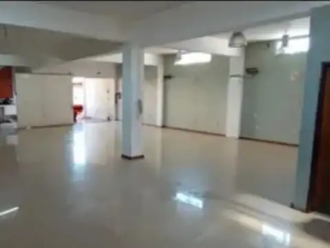 Local en Alquiler en Ituzaingó, $ 1.850.000