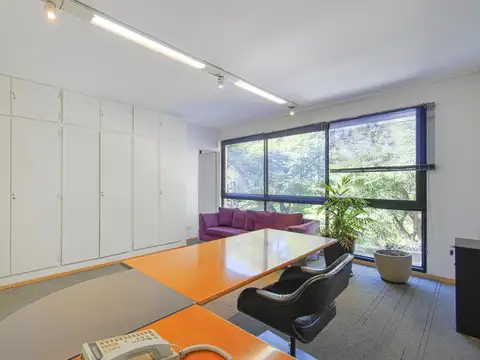Venta Oficina 5 Ambientes Vista a los Bosques con cochera en Belgrano