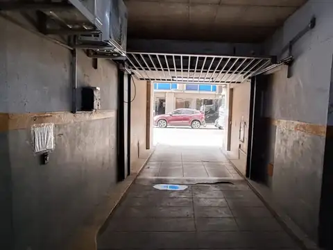 Oportunidad Cochera cubierta  en venta Recoleta