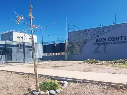 Venta de Lote en Rodeo del Medio
