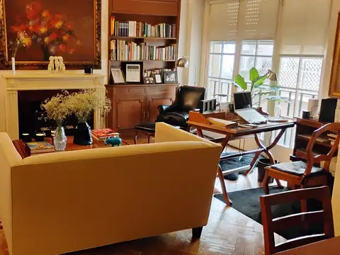 Av. Alvear 1700, Piso 2