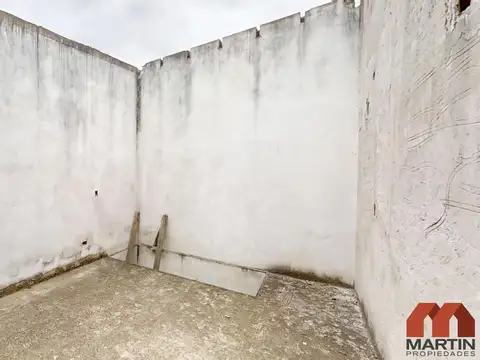 Casa en Venta de 5 Ambientes en El Talar con Jardín