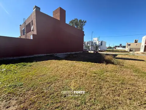 Lote en venta- Rincones de Manantiales