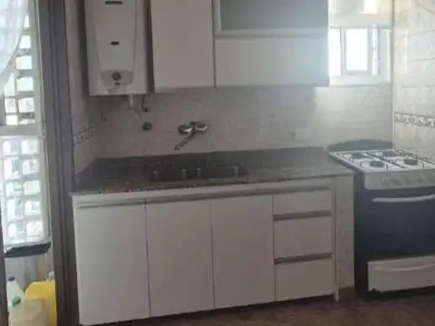 Departamento en Alquiler en Flores, $ 1.100.000