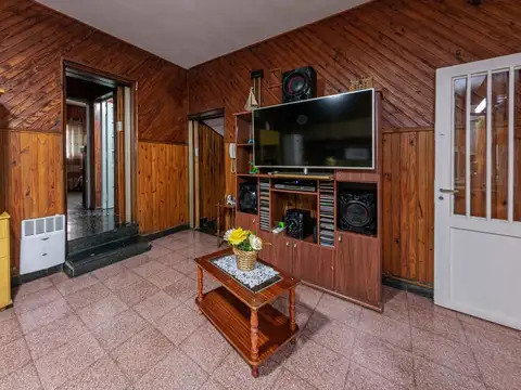 Casa 3 ambientes con 1 baño