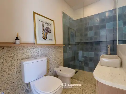 VENTA - Casa 3 dormitorios   comodín, cochera jardín y piscina - Barrio Lourdes, Rosario.
