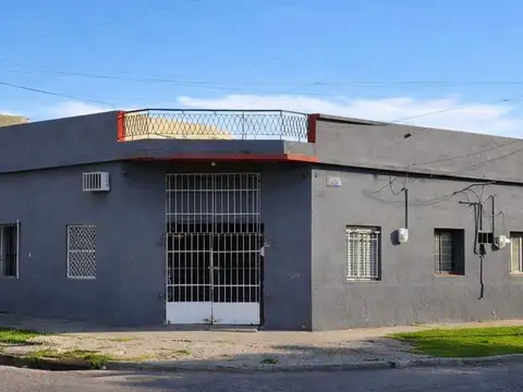 Local en Venta en Villa Dominico, USD 52.000