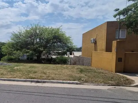 Terreno en Venta en La Calera, USD 21.000