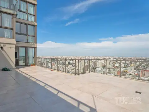 Weik Belgrano Piso alto con terraza propia 2 dormitorios 2 baños completos Cochera
