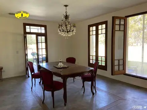 Casa en Alquiler de 4 dormitorios