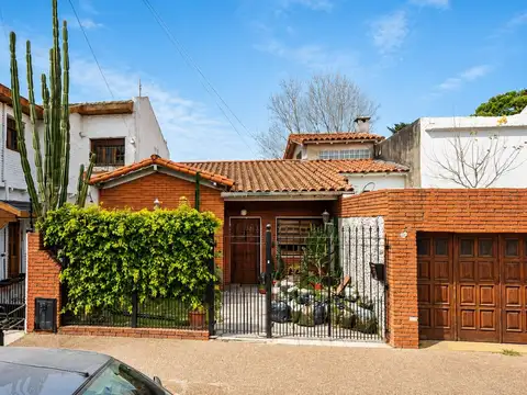 OPORTUNIDAD CASA A NUEVO VILLA SARMIENTO ESCUCHA OFERTA