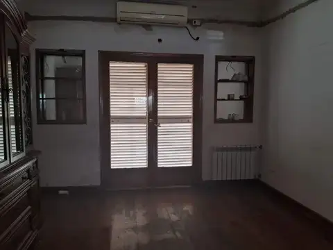Casa en Venta en Villa Sarmiento, USD 199.000