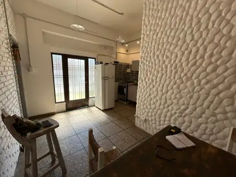 Depto Tipo Casa en Alquiler de 2 ambientes