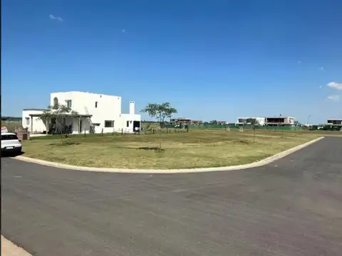 lote en puertos Amarras 1