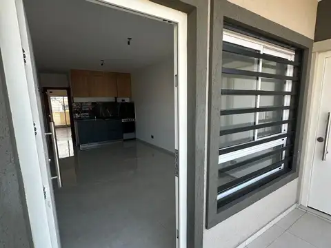 Departamento de 2 ambientes Con balcon - Lomas del mirador depto. 8
