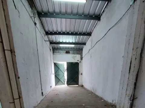 Galpon en Venta 34,64  mts Fondo