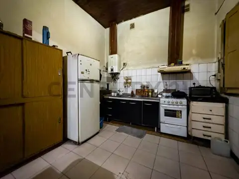 Pje. Curie 2700
