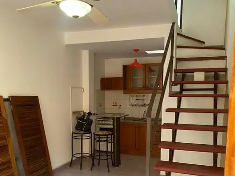 Casa 2 ambientes con 1 baño
