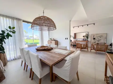 Departamento en Venta con 2 cocheras