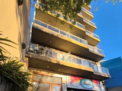 Alquiler Av Alberdi y Carballo 2 dormitorios al frente