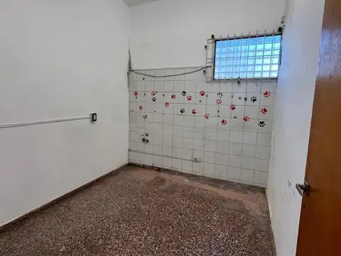 Local en Alquiler Via Pública
