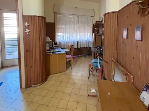 Depto Tipo Casa en Venta 50 años