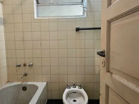 Casa en Venta en Jose Leon Suarez, USD 55.000