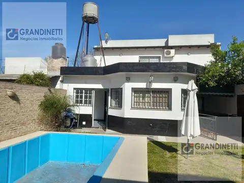 Casa con piscina en Fisherton