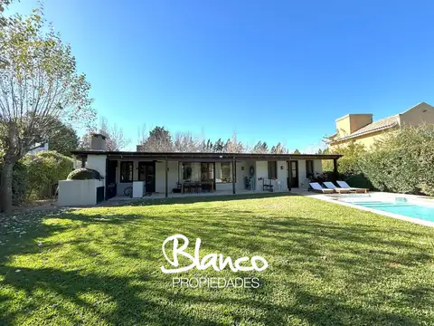 Casa  en Venta en Saint Matthew´s Village Pilar, G.B.A. Zona Norte