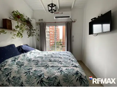 Venta depto. 2 ambientes en Sarandí con balcón.