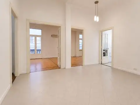 Departamento 5 ambientes con 2 baños