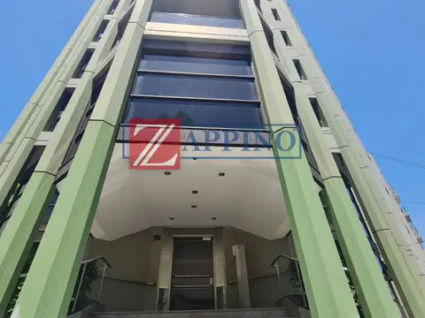 AMPLIO PISO 5 AMB. DE CALIDAD EN RAMOS MEJIA. VENTA