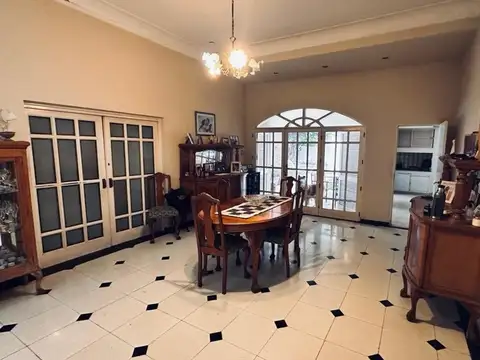 Casa en Venta al Este