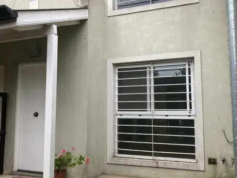 ¡Hermosos dúplex en el corazón de Ranelagh!